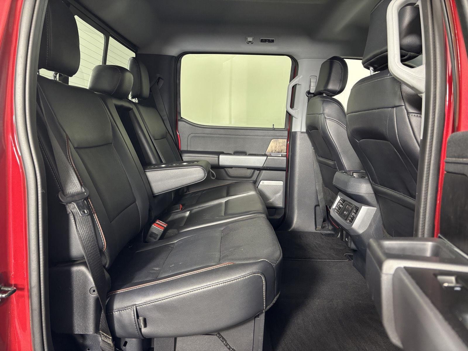 Car Image 17
