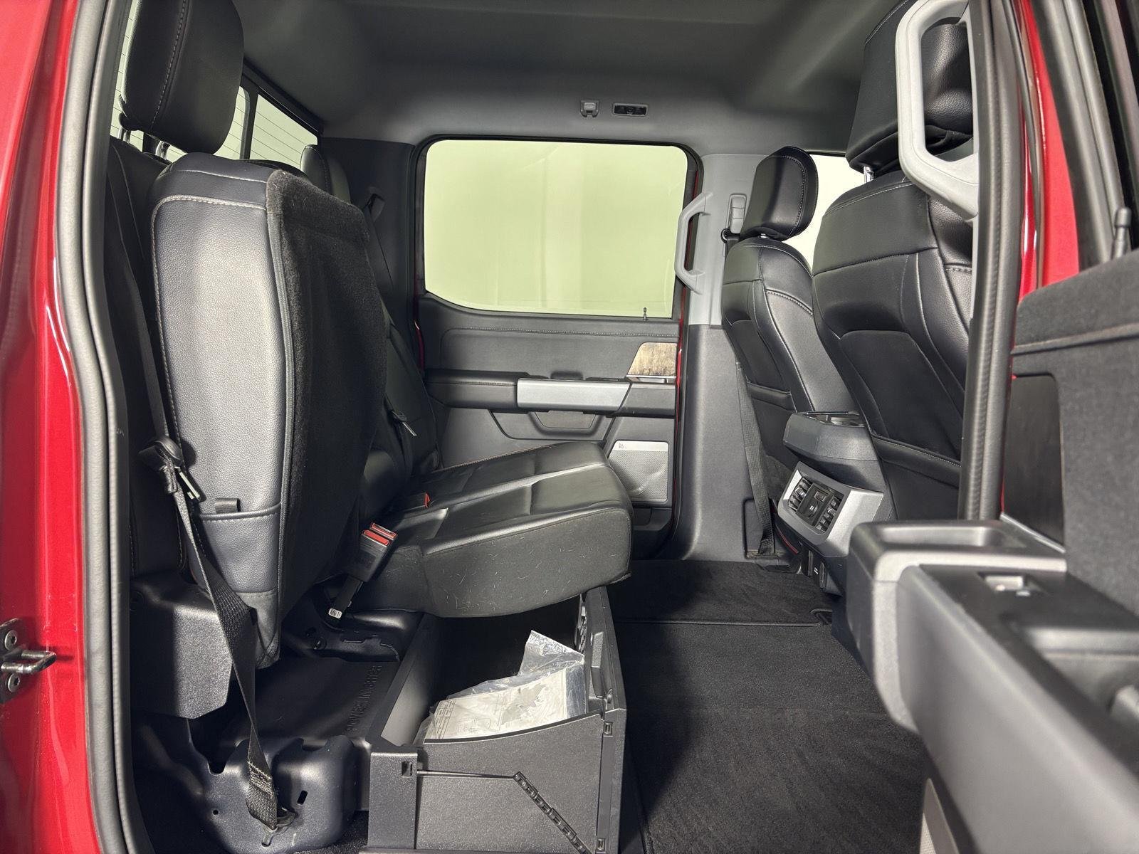 Car Image 18