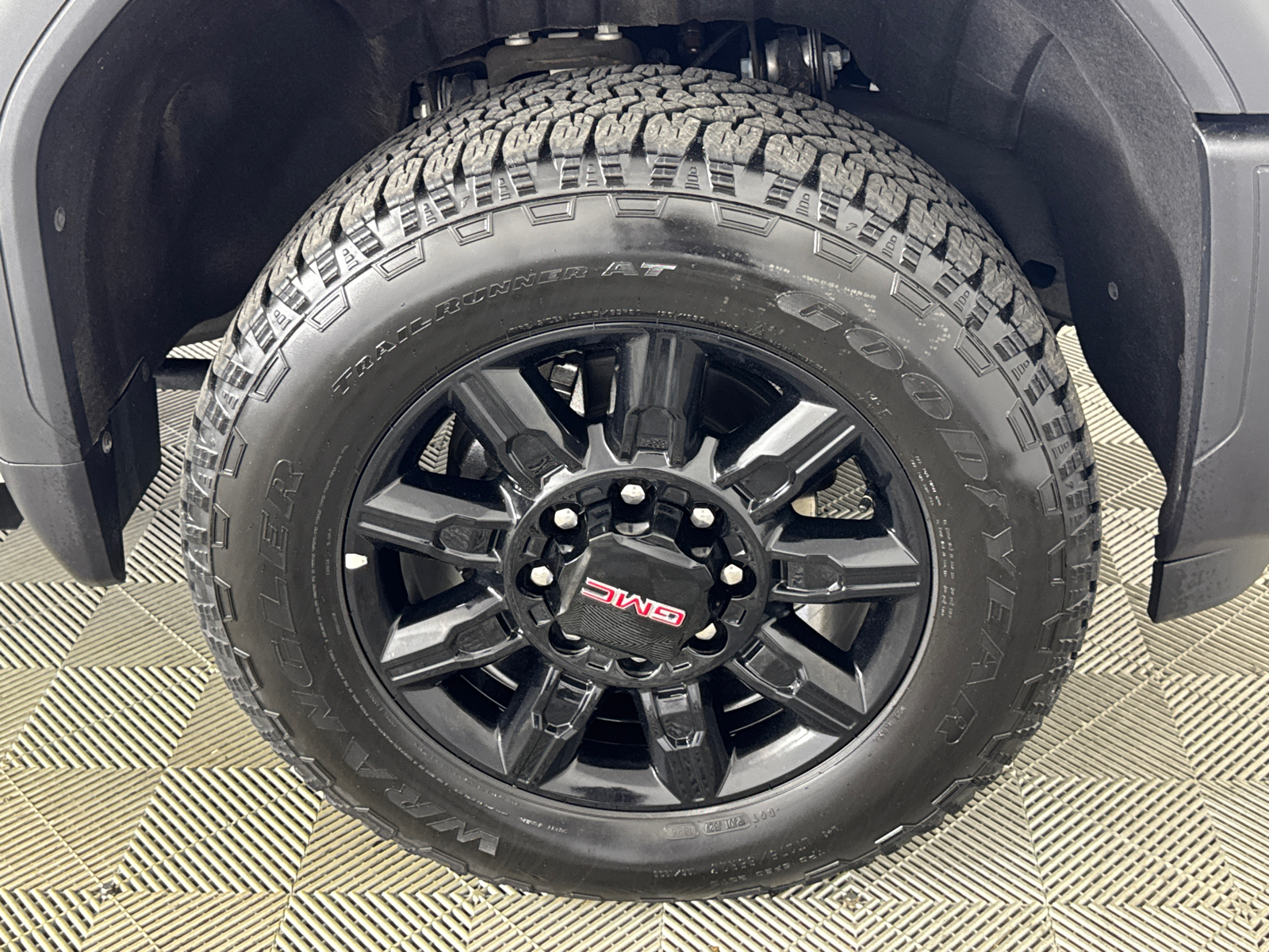 Car Image 11